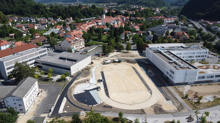 Izgradnja športnih površin med šolama (5)